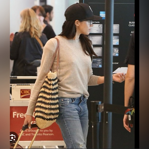 Hat Attack Raffia Bag - Picture 5 of 5